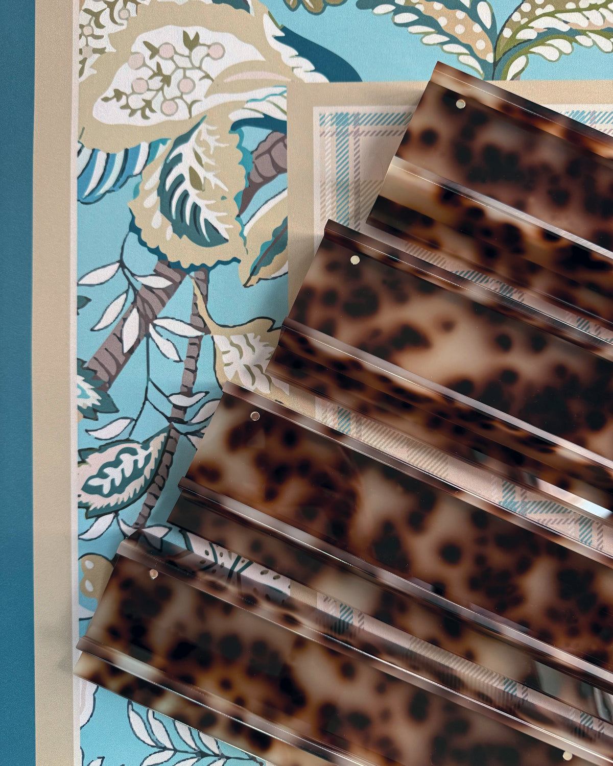 BLONDE TORTOISE 20" RACKS (PRE-ORDER)